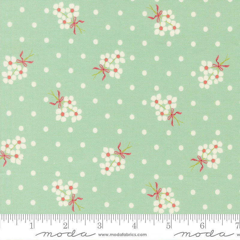 Lyda Rose Bouquet Dots Sky
