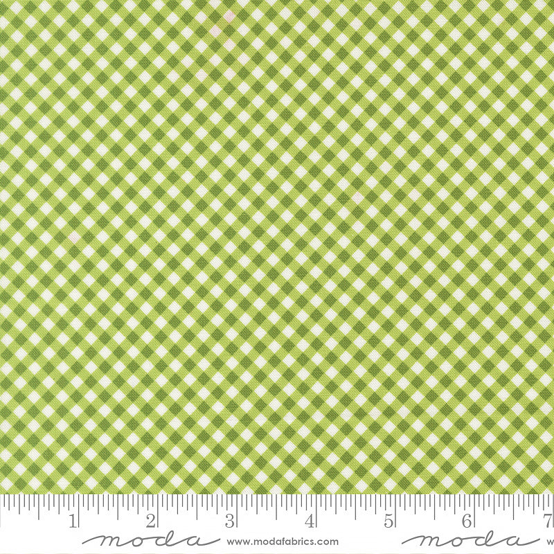 Poinsettia & Pear Checks & Plaids Fresh Grass