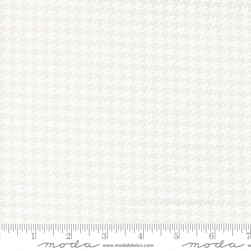 Poinsettia & Pear Houndstooth Blenders Cloud White