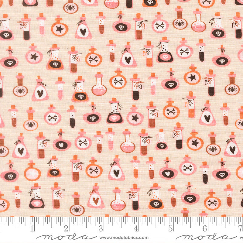 Purrs & Boos Poisons Moonbeam