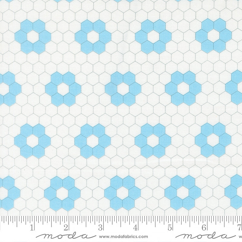 A Cat Named Stitch Quilted Hexagons Cream Sky