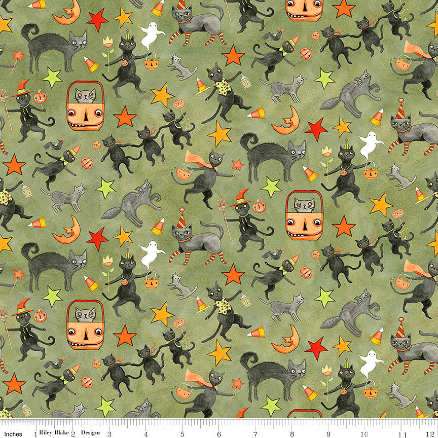 Spooky Cats Green
