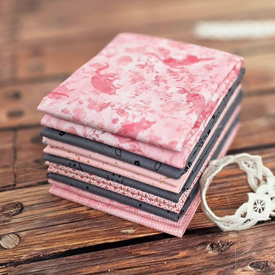 Pink Cat Society – FWFS Exclusive 7 Piece Fat Quarter Bundle