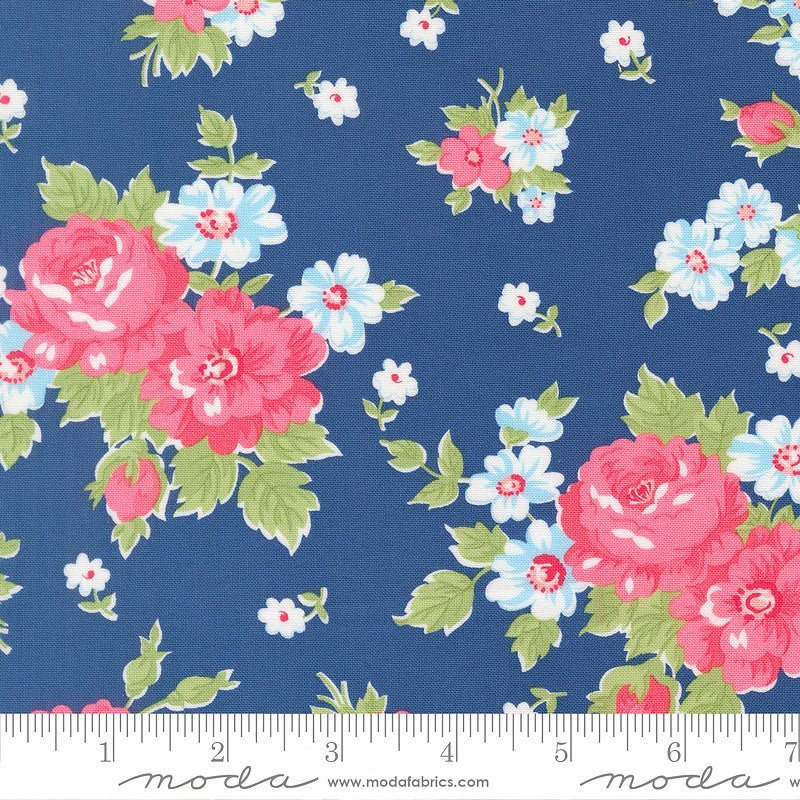 A Cat Named Stitch Blooming Florals Sea – Remnant 14" × 44" - Moda from Fort Worth Fabric Studio