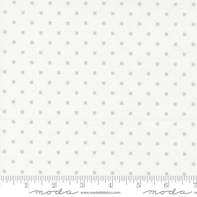A Cat Named Stitch Square Dots Cream Grey – Remnant 18″ × 44″