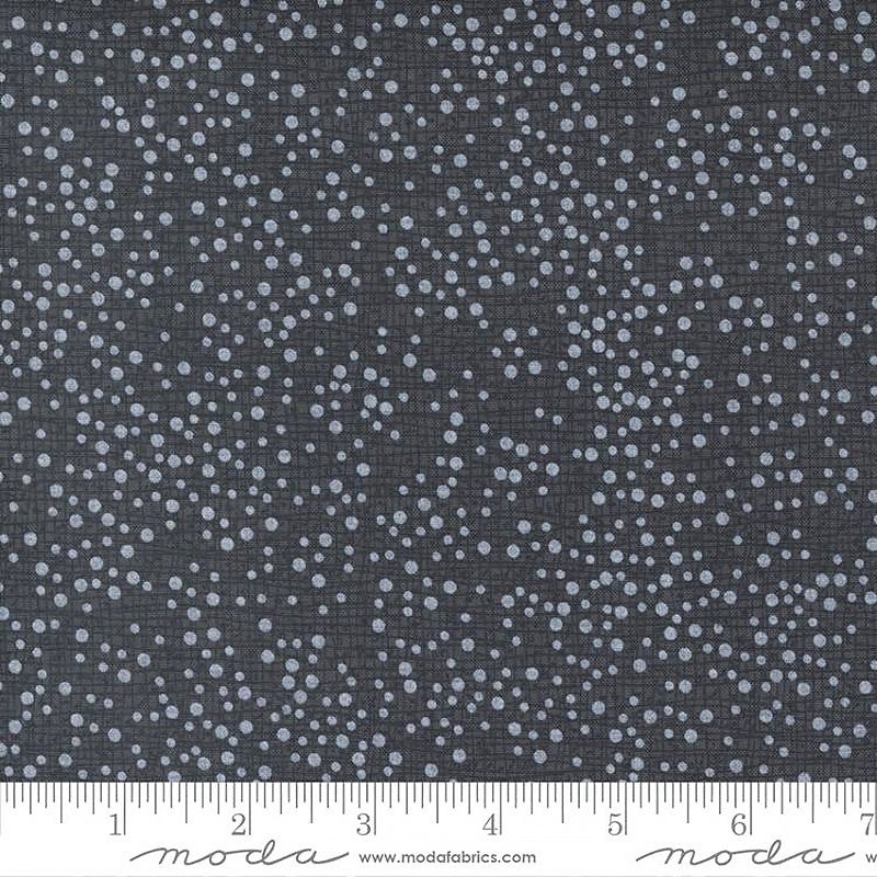 Dotty Thatched Texture Shadow – Remnant 26″ × 44″