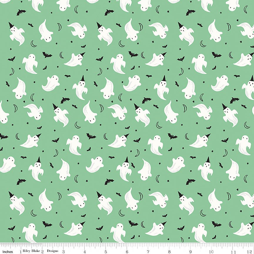 Frank & Friends Ghosts Green – Remnant 33″ × 44″
