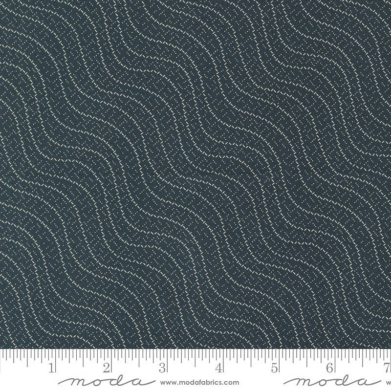Goodnight Irene Making Waves Graphite – Remnant 27″ × 44″