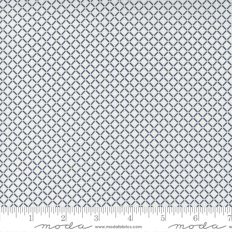 Nantucket Summer Check Plaids Cream Navy – Remnant 43″ × 44″