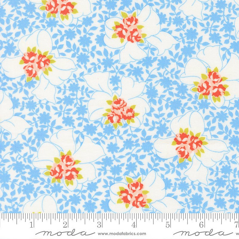 Rosie Apron Florals Forget Me Not - Moda from Fort Worth Fabric Studio