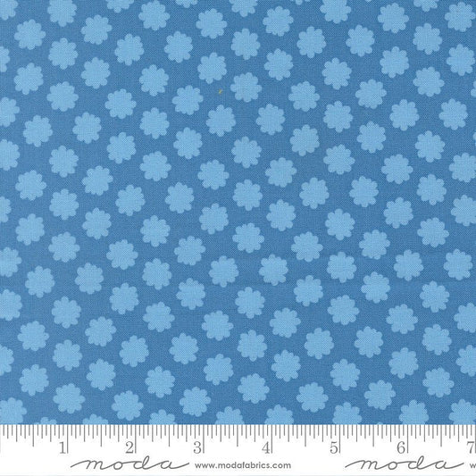 Scenery Puffball Coastal – Remnant 36" × 44" - Moda from Fort Worth Fabric Studio