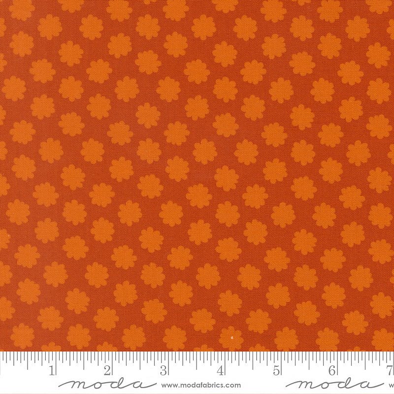 Scenery Puffball Spice – Remnant 26" × 44"