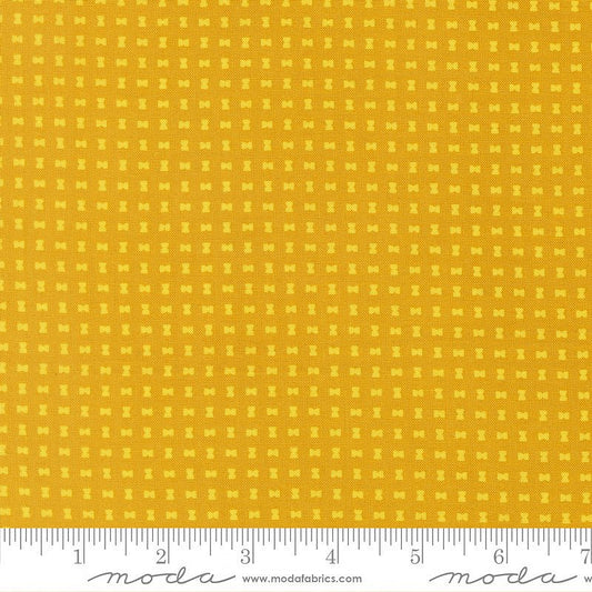 Scenery Spools Golden - Moda from Fort Worth Fabric Studio
