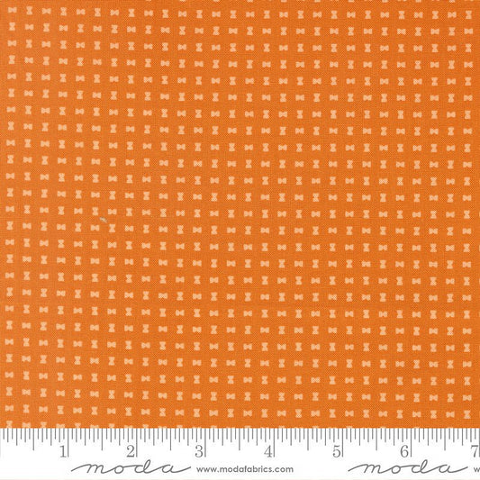 Scenery Spools Pumpkin – Remnant 16″ × 44″
