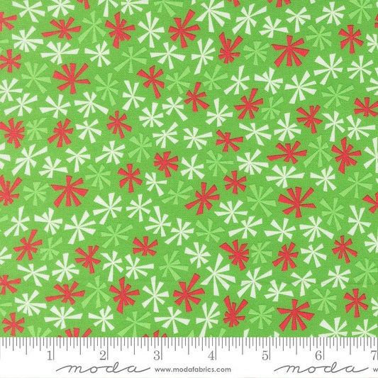 Snow Time Tinsel Blenders Hollyleaf - Moda from Fort Worth Fabric Studio