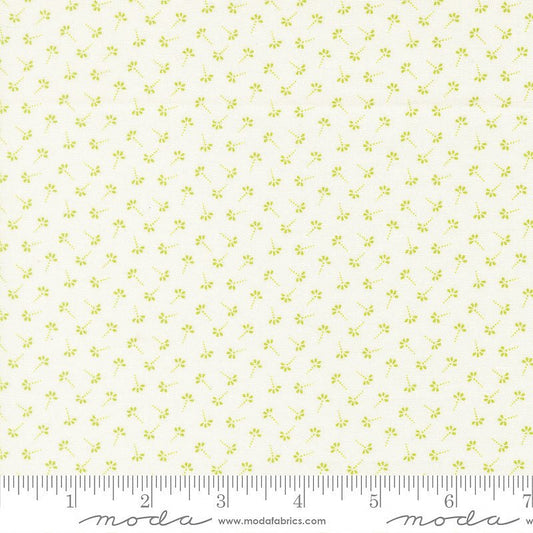 Summer's End Wisps Clover - Moda from Fort Worth Fabric Studio