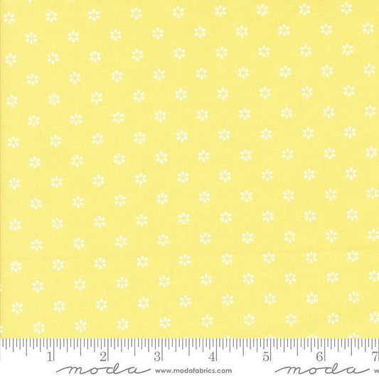 Summertime Small Floral Sunshine – Remnant 15" × 44" - Moda from Fort Worth Fabric Studio