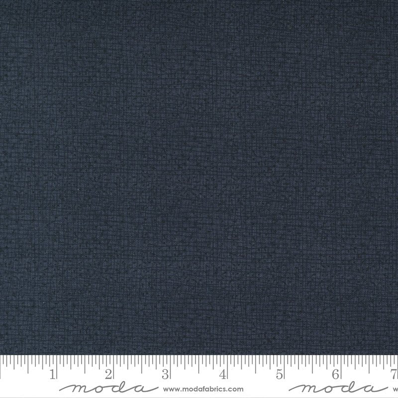 Thatched Texture Soft Black – Remnant 40″ × 44″